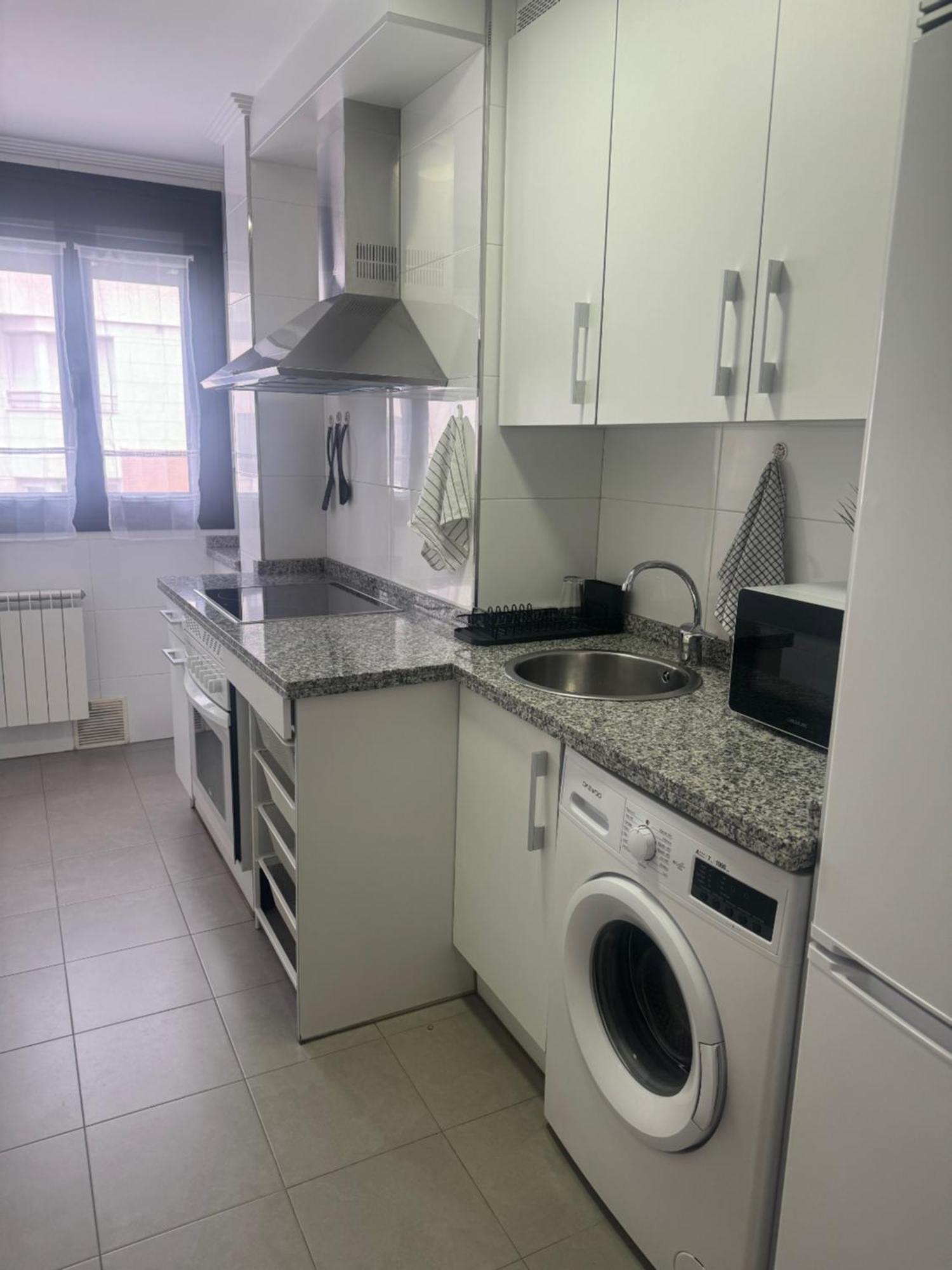 Apartamento En Gijon Con Garaje Y Wifi Luaran gambar